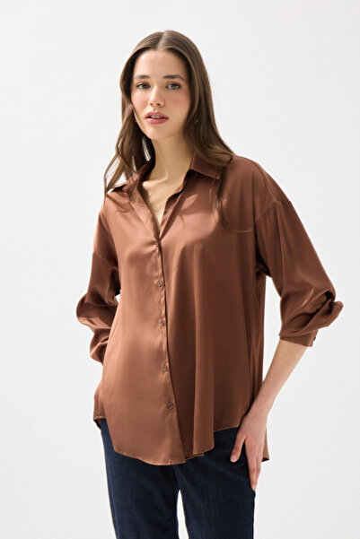 Gusto Silky Satin Relaxed Fit Shirt - Brown