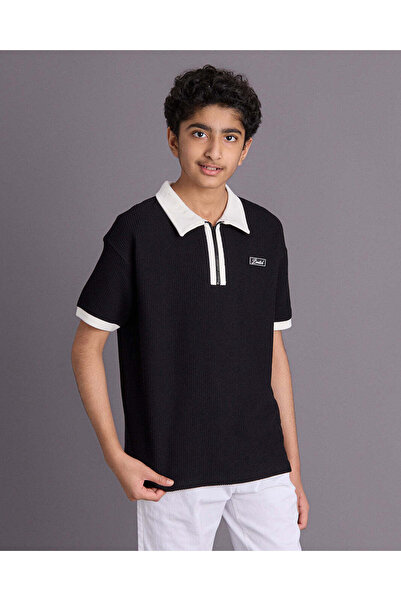 REDTAG تي شيرت بولو أسود بسحاب أمامي للشباب