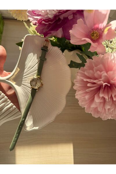 rubsey Retro Minimal Metal Cord Vintage Women's Wristwatch Green