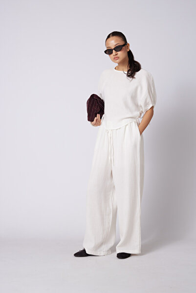 Nisan Παντελόνι με ίσια γραμμή και κορδόνια