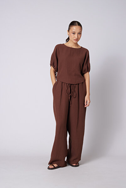 Nisan Παντελόνι με ίσια γραμμή και κορδόνια