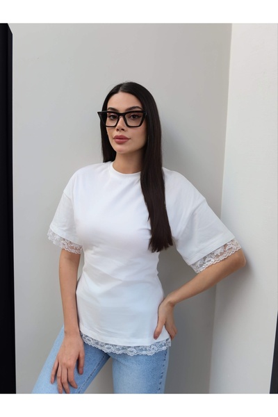 ESRAHELVACI Μπλουζάκι με δαντέλα και λεπτομέρεια στη μέση