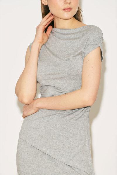 Manuka Εύκολη μπλούζα χωρίς μανίκια με σούρες, γκρι μελανζέ