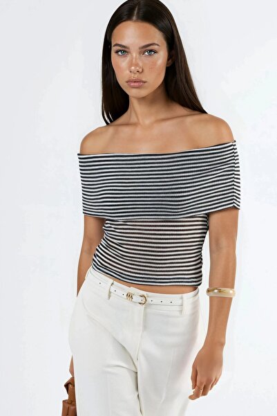 Hiccup BUSEM Ριγέ κοντή μπλούζα με ανοιχτούς ώμους