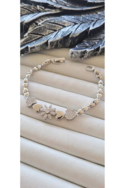 YİĞİTKARANAKSESUAR Zircon Stone Heart-Detailed Flower Model Women's Bracelet