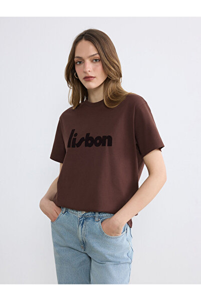 LC Waikiki NEVAVM Farkıyla LCW Vision Καφέ οβάλ γιακάς Lisbon με στάμπα γυναι...