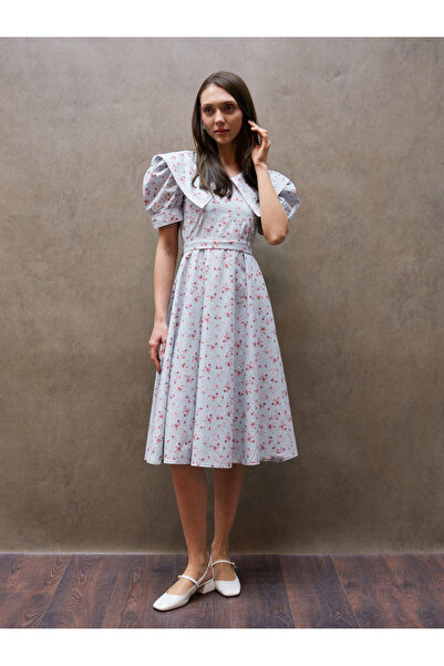 KÜÇÜĞÜM BUTİK Βίντατζ μπλε-μπορντό φλοράλ φόρεμα με μεγάλο γιακά και φαρδιά γ...