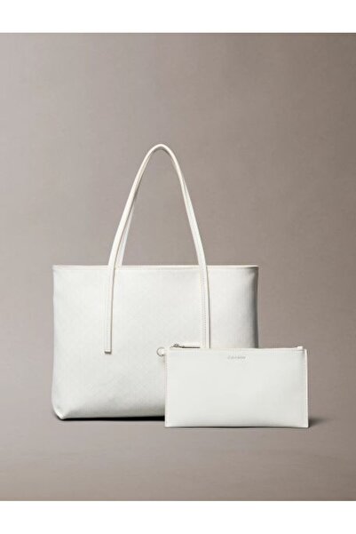 Calvin Klein EMBLEM AOP KÜÇÜK BEYAZ KADIN TOTE ÇANTA