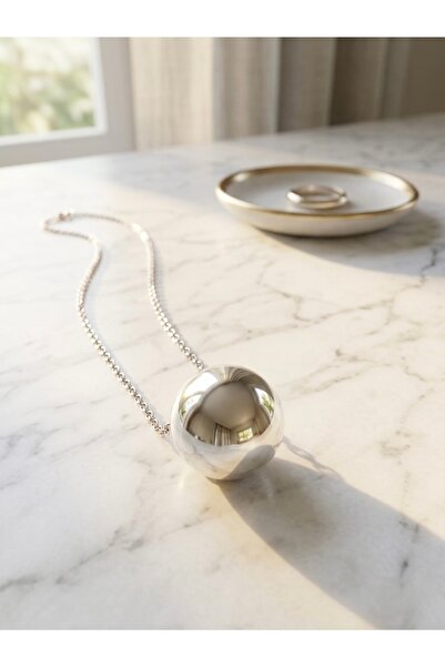 Meneva Aksesuar Silver Color Modern Steel Necklace with Globe Figure