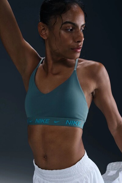 Nike Sutien sport Indy cu susținere ușoară, căptușit și ajustabil, pentru fem...
