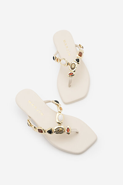 Marjin Γυναικείες παντόφλες με μεταλλική χρυσή αγκράφα, με πλακέ μύτη, καθημε...