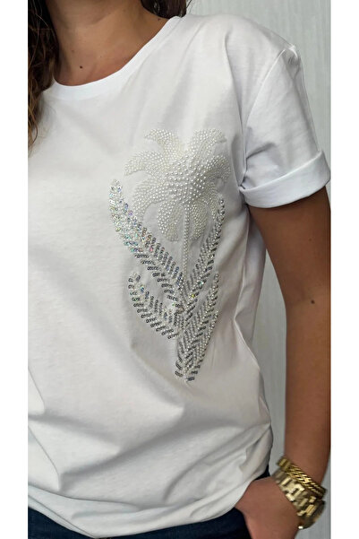 bysoca Γυναικείο λευκό μπλουζάκι με κοντό μανίκι, βαμβακερό, με κεντημένα πέρ...