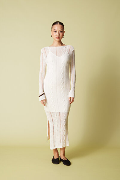 Nisan Μακρύ πλεκτό φόρεμα με πλεξούδες