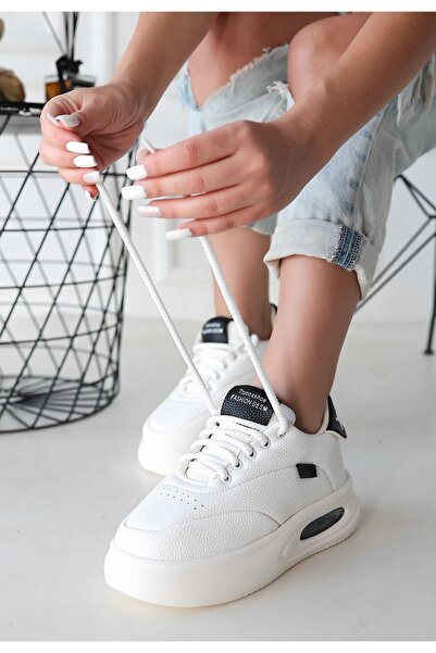 Generic Brand Chris White Leather Black Detailed Lace-Up Sneakers
