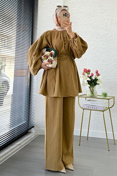 MELEK ARAZ Oversize Birit Buttoned Linen Trousers Set - Oil Green