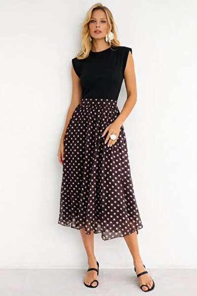 Cool & Sexy Μαύρο φόρεμα μίντι με πουά και λεπτομέρεια στους ώμους