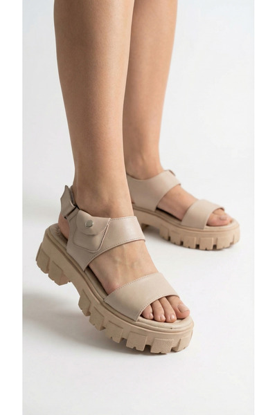 Limeo Γυναικεία καλοκαιρινά πέδιλα με ψηλή σόλα και λεπτομέρεια στην πλαϊνή τ...