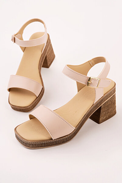 Madam Tarz SMH-344 Σανδάλια με χοντρό τακούνι και καμάρα