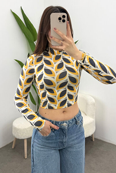 Bipantolon Γυναικεία μπλούζα με σχέδιο φύλλων μουστάρδας και μισό ψαράδικο σχ...