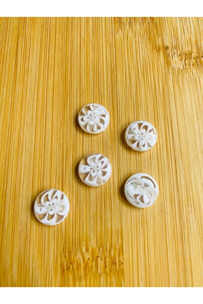 Lorin hobi أزرار أكريليك مطرزة يدويًا بنمط زهور ذاتية الصنع باللون الأبيض 5 قطع