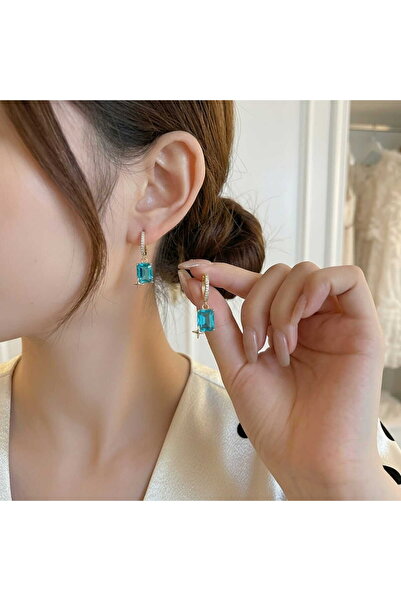HOBİSY GIFT SHOP Turkuaz Baget Taşlı Yıldız Detaylı Gold Kaplama Çelik Küpe
