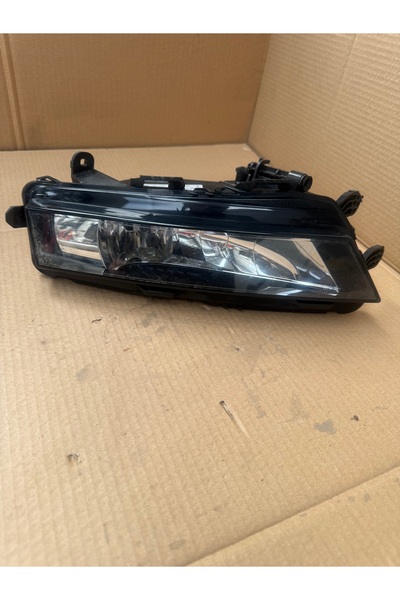 Skoda Octavia Αριστερός προβολέας 3 2018 5eo941699F