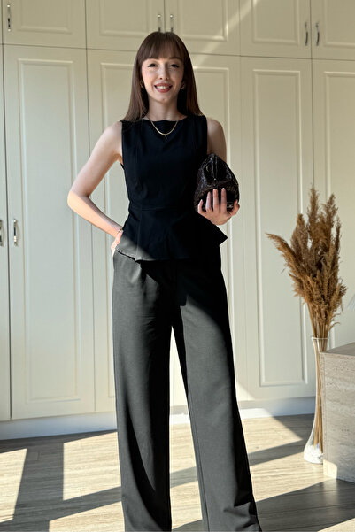 Dilay Gökoğlu Butik Μαύρο σετ παντελονιού Palazzo με βολάν στο μπροστινό μέρος