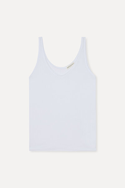 Mudo Fitted V-Neck Tank Top
