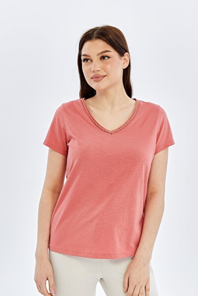 Fashion Friends Γυναικείο T-Shirt με λαιμόκοψη V και σχέδιο πλακάκι 26Y0478K1