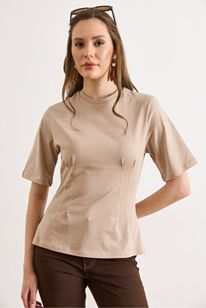 Olalook Γυναικείο μπλουζάκι σε μπεζ χρώμα με λαιμόκοψη ποδηλάτου και βαμβακερ...