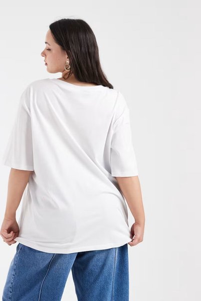 GIA - ART Women's Double Oversize T-Shirt Pimentón Printed White – Crew Neck, Comfortable Fit, 100% Cotton