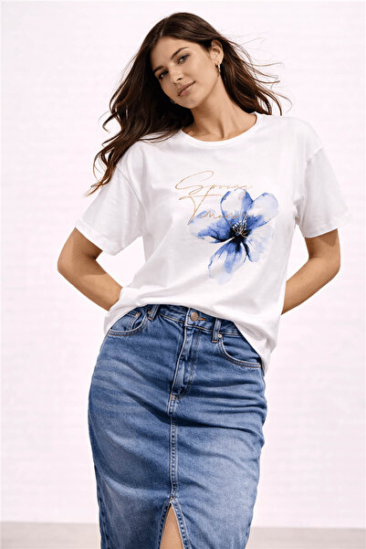 Fashion Friends Γυναικείο μπλουζάκι με στάμπα σε λευκό χρώμα 26Y0237K1