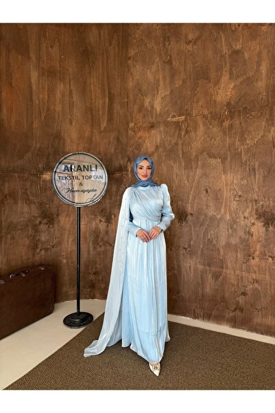 Aranlı tekstil Cape-Style Evening Dress