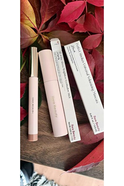 Rare Beauty Σετ μάσκαρα και eyeliner