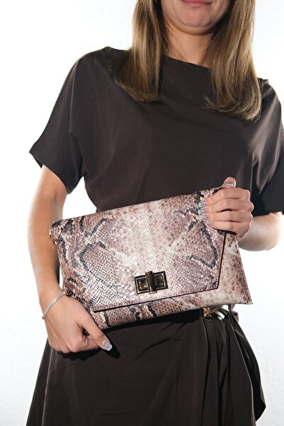 LuviShoes Γυναικεία τσάντα clutch με μπεζ σχέδιο MAORI