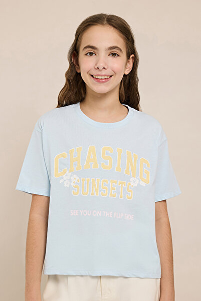 R&B Graphic Print T-Shirt with Crew Neck and Short Sleeves