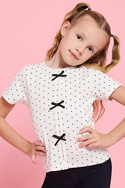 R&B Polka Dots Top with Crew Neck and Short Sleeves