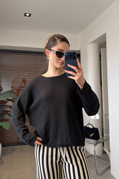 MAGARDE Wide Collar Basic Mercerized Knitwear - Black