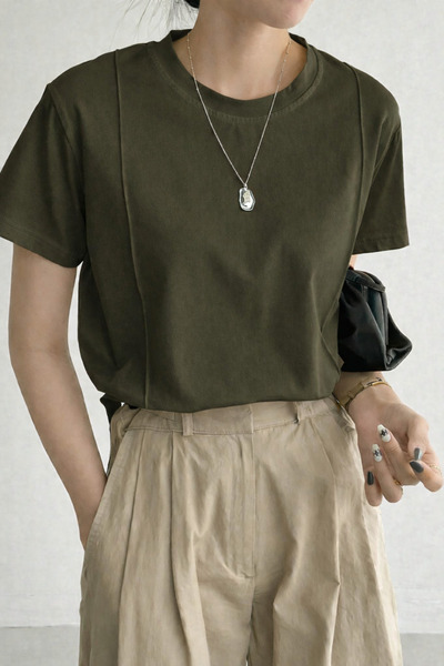 COOL TARZ Γυναικείο μπλουζάκι με λεπτομέρεια στο μπροστινό μέρος και λαιμόκοψ...