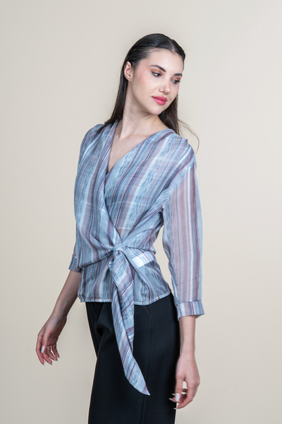 MissVina Διπλόστρωτη μπλούζα σιφόν με δέσιμο και λεπτομέρεια στα μανίκια 70072