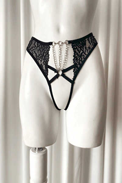 Gece İncisi Μαύρο στρινγκ με λεπτομέρεια ανοιχτής αλυσίδας στην ειδική περιοχή
