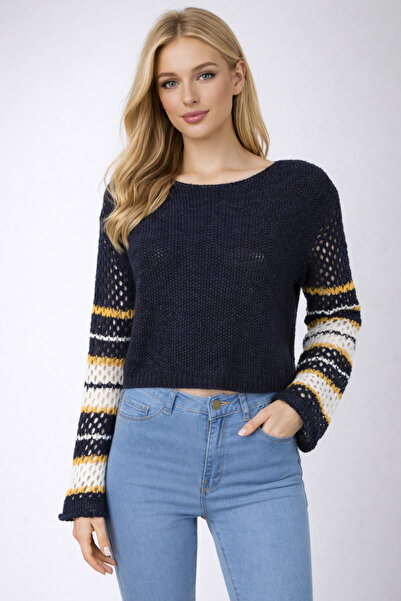 Minora Διάτρητο ριγέ μανίκι με λεπτομέρεια, 100% βαμβακερό crop