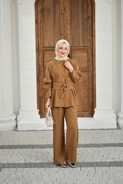 LOCCO Γυναικείο πουκάμισο με λεπτομέρεια πιέτες στη μέση, δύο ζώνες και γιακά...