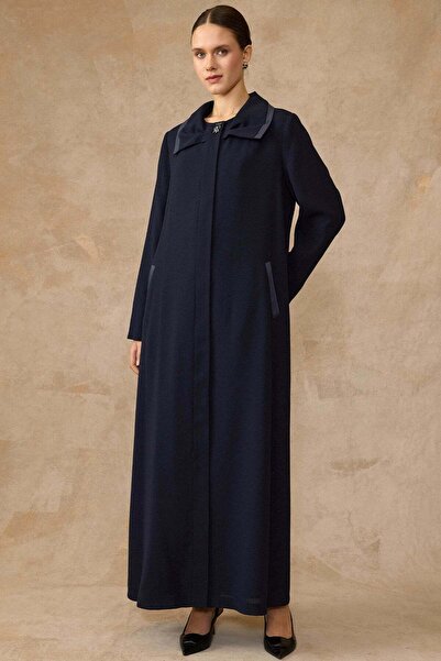 Olcay Καρφίτσα γιακά σε σχήμα πεταλούδας και σατέν λεπτομέρεια στην επένδυση,...