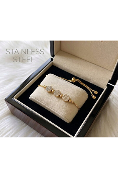stainless steell سوار ذهبي اللون مرصع بحجر الزركون قابل للتعديل بثلاث طبقات
