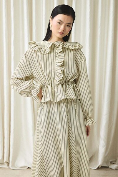 ASEDE Σετ με ριγέ σχέδιο και λεπτομέρεια βολάν στο γιακά