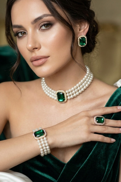 Happyline İncili yeşilbaget taşlı gold kaplama cam inci choker kolye tasarım ...