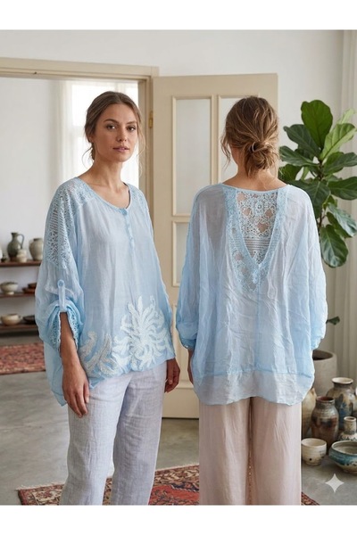 AYASOFYA OTANTIK Γυναικεία ιταλική μπλούζα από μετάξι με λεπτομέρεια από ανάγ...