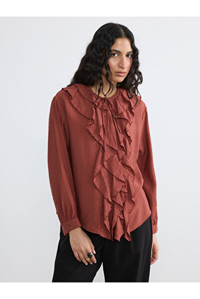 LC Waikiki Nevavm Contrast Collar Ruffle Oversized Blouse