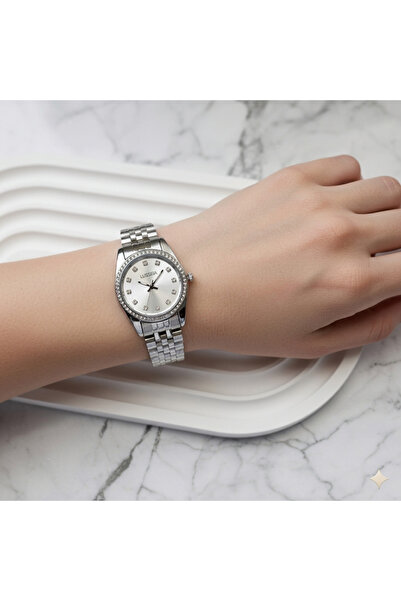 Lussia Collection Lussia Women's Luxury Watch - Silver Steel Band with Sparkl...